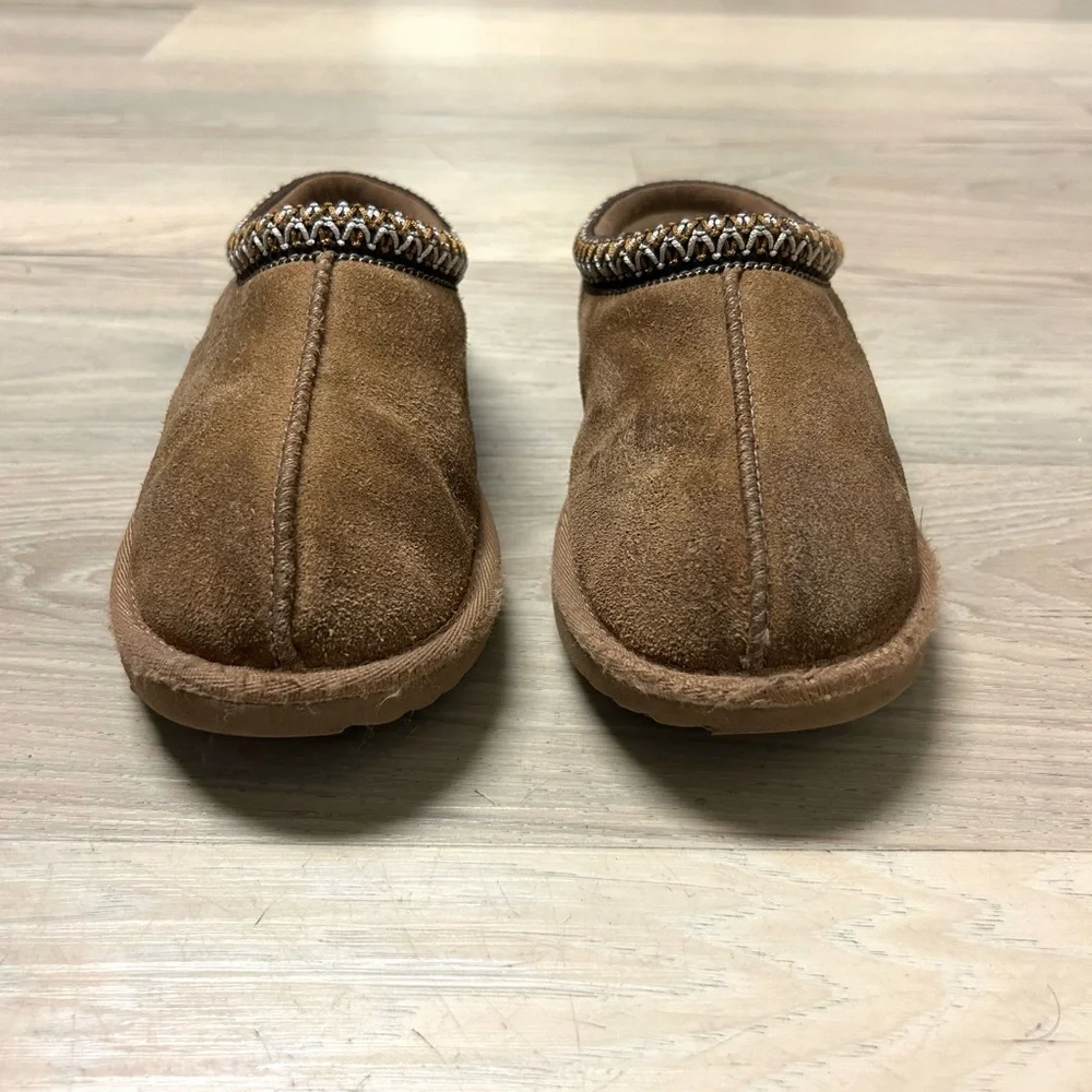 UGG Tasman Slippers Kids Sz 2 Chestnut Suede Shearling Warm Classic Unisex Cozy - Picture 10 of 11